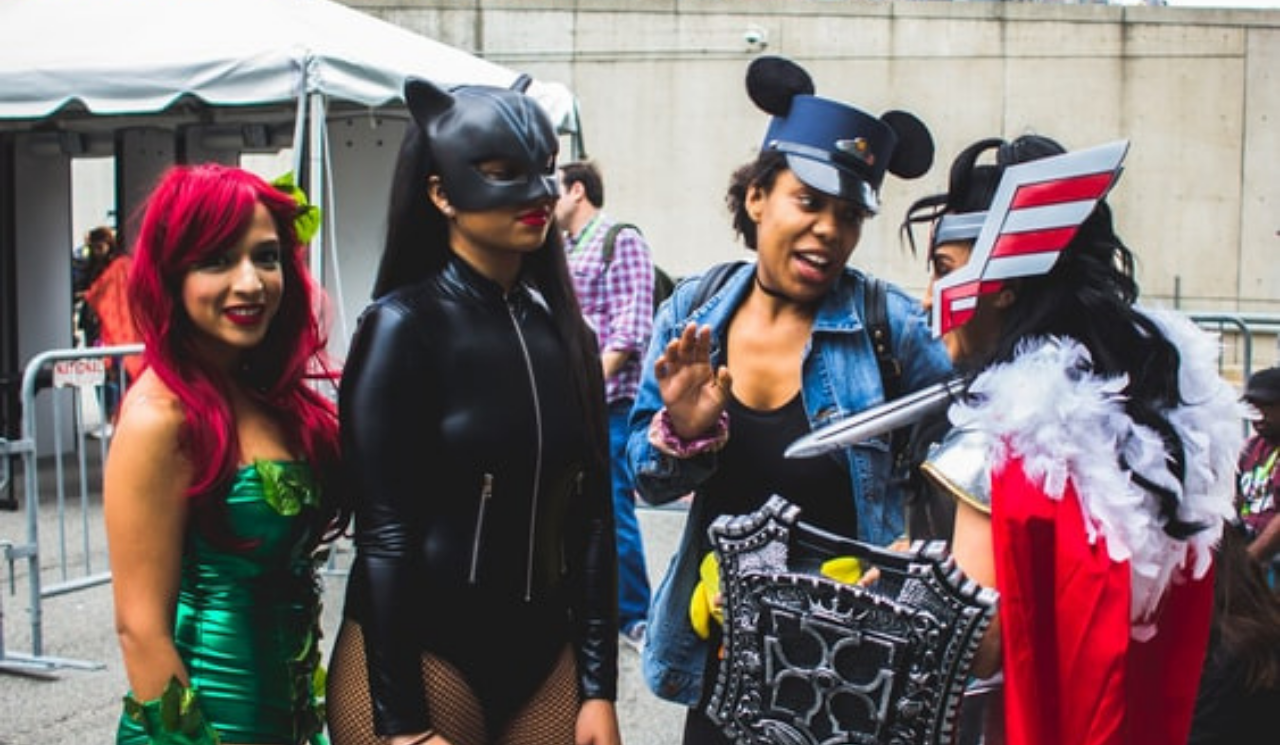 Spectacular Mardi Gras Costume Ideas & Tips You Must Follow In 2021