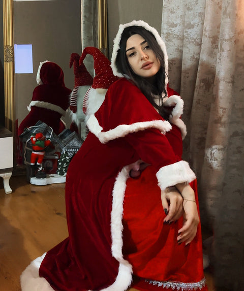 Adult Women's Deluxe Classic Mrs. Santa Claus Costume | Multi Cosplay Xmas